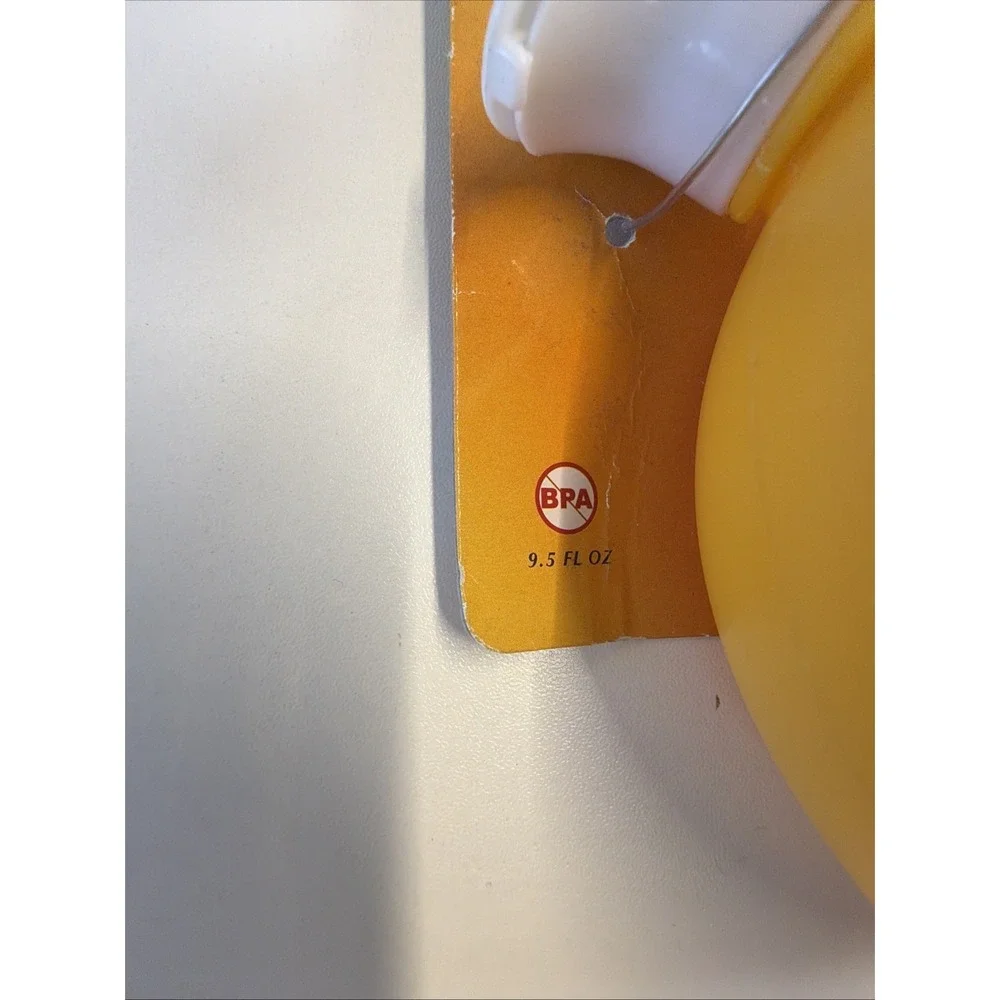 Kellogg's‎ Eggo Waffle Warm and Pour Waffle Shaped Syrup Dispenser For Breakfast